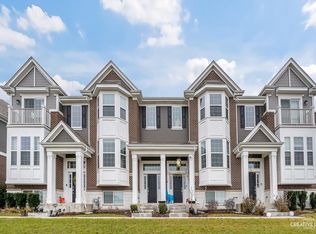 4415 Monroe Ct, Naperville, IL 60564