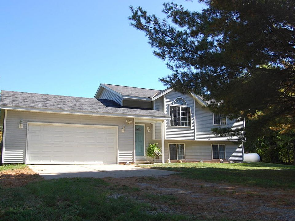 1st image of 9296 128th Ave