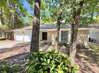 16 Rock Pine Ct, Spring, TX 77381