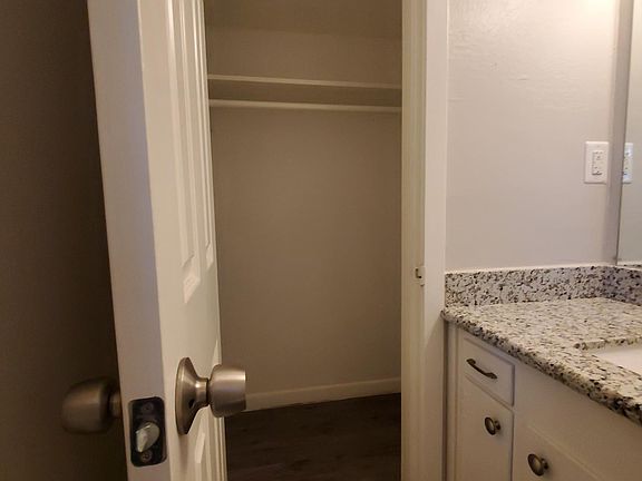 5th image of 2822 7th Ave N