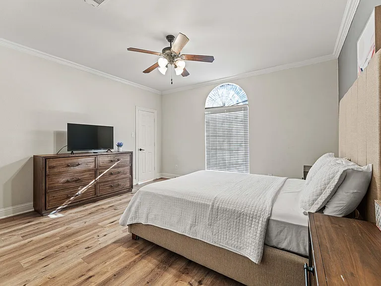 5816 La Vista Dr — Photo 22