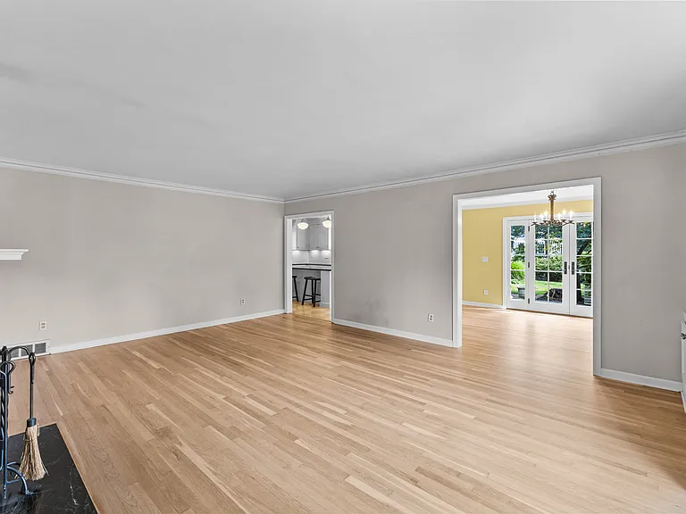 123 W Clearview Ave — Photo 11