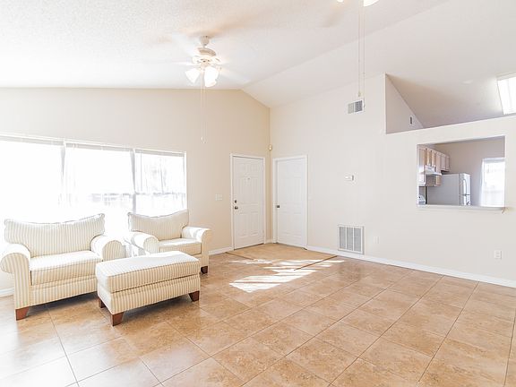 5th image of 3750 Dartford Dr