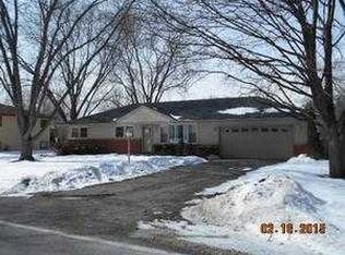 4N050 Locust Ave, West Chicago, IL