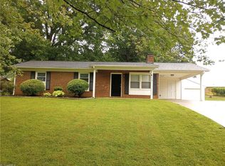 115 Kerner Knolls Dr, Kernersville, NC 27284