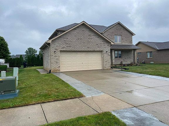2nd image of 21621 Clifford Dr