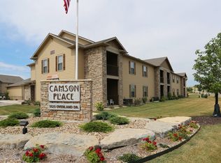 5125 Overland Dr APT H2, Lawrence, KS 66049