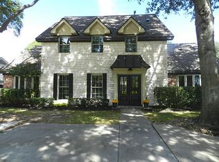 15606 Singapore Ln, Jersey Village, TX 77040