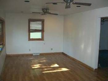 4th image of 519 N Columbine Ave