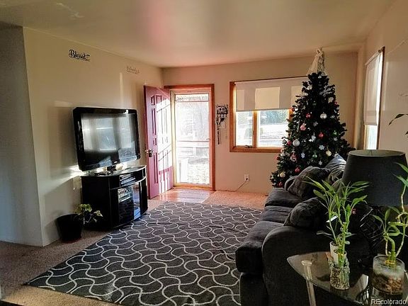 3rd image of 2121 Carrol Ct