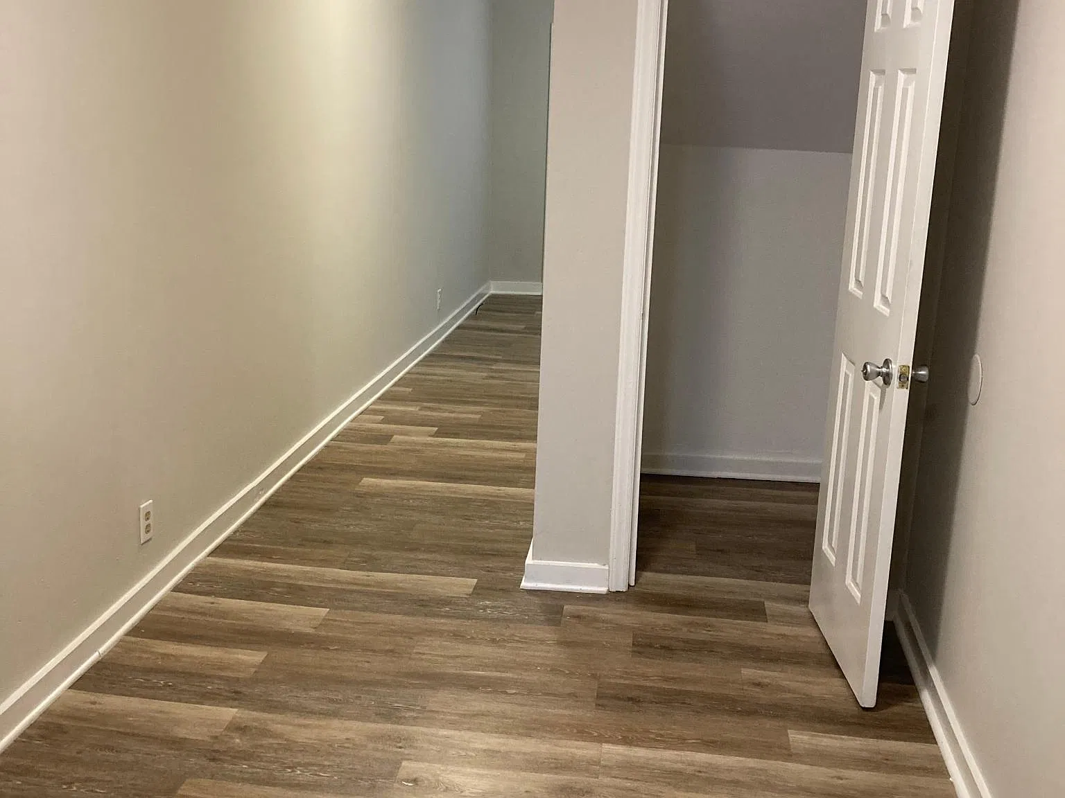 727 N Maple St — Photo 4