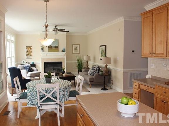 5th image of 2704 Montcastle Ct