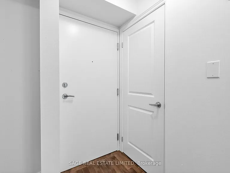 308 Palmerston Ave #315 — Photo 3