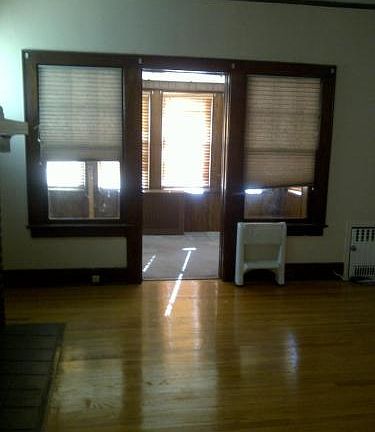 4th image of 240 Little St #1