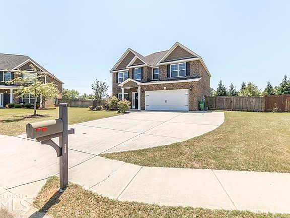 4th image of 208 Black Hawk Ln
