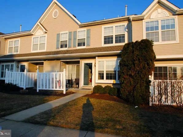 803 Kirby Way #803, Mount Laurel, NJ 08054