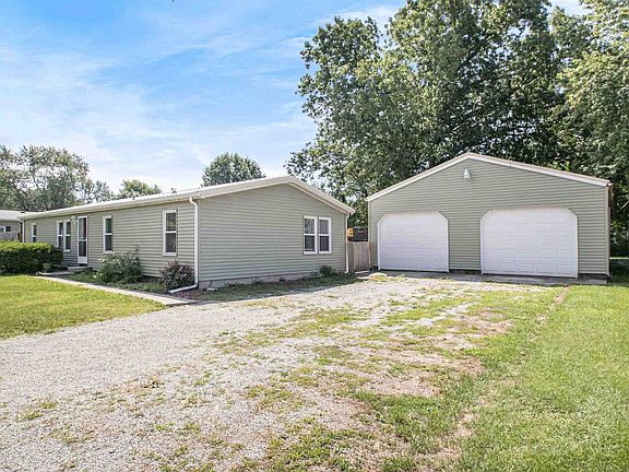 2nd image of 29878 Carolina Ave