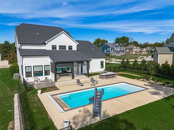 4th image of 9196 McDowall Dr