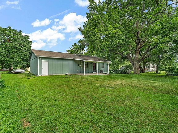 5th image of 2835 SW Kingsrow Rd