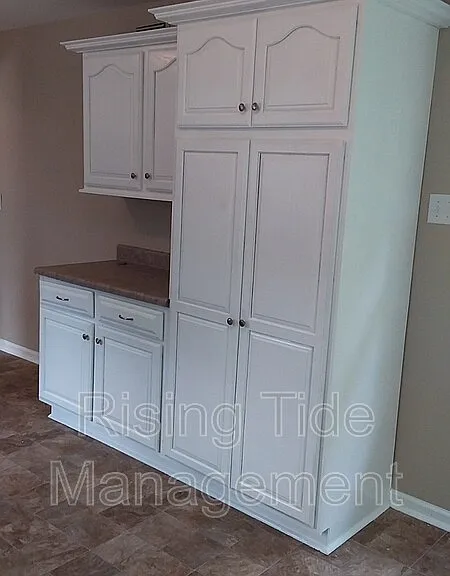7001 Rowan Rd — Photo 9