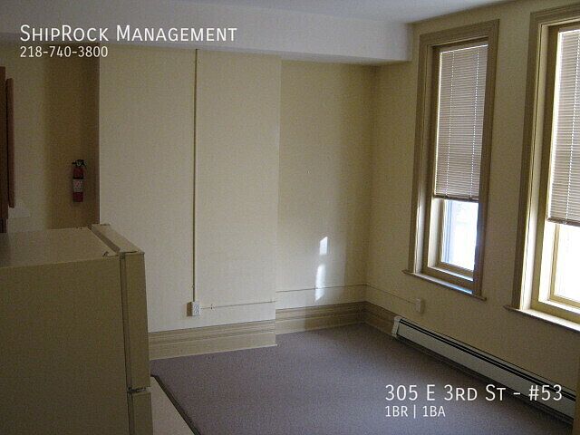 Building Photo 4