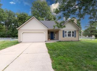 8531 Castle Ridge Ln, Indianapolis, IN 46256