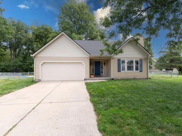 8531 Castle Ridge Ln, Indianapolis, IN 46256