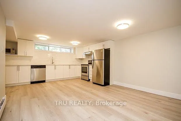 2430 Iris St #B — Photo 11