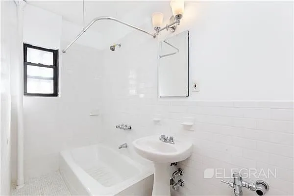 Rented by (Legacy) Elegran | media 18