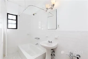 Rented by (Legacy) Elegran