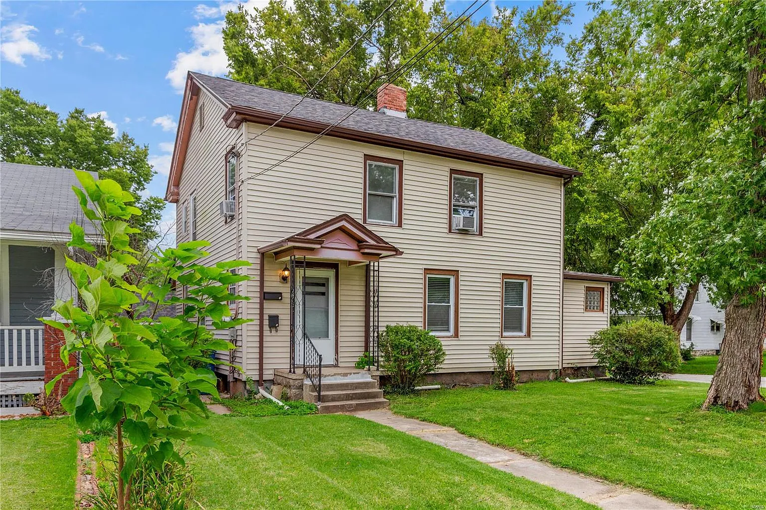 1403 Spaulding St photo 1
