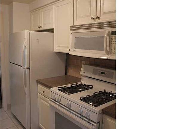 3rd image of 148 Stepping Stone Ln