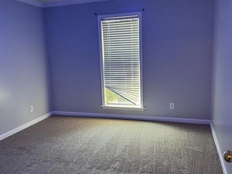8737 Jamac Ln — Photo 9