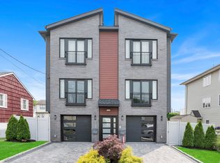 285 Julianne Ter #2, Secaucus, NJ 07094