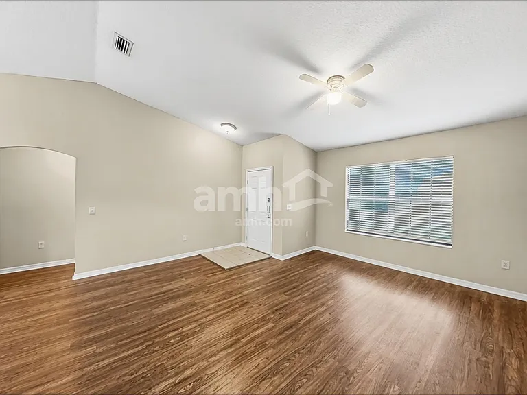 4975 Marsh Harbor Dr — Photo 7