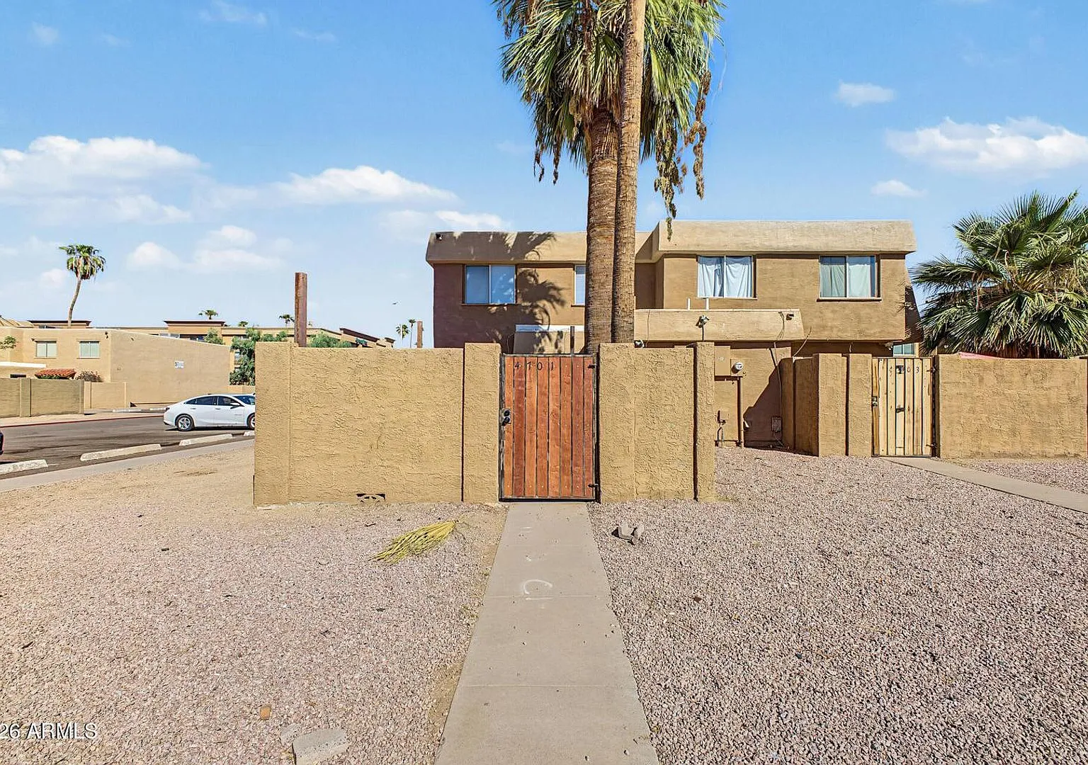 Updated 2 Bed Townhome in Phoenix — Photo 1