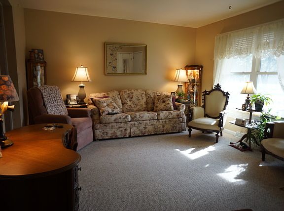 4th image of 707 Harmony Dr
