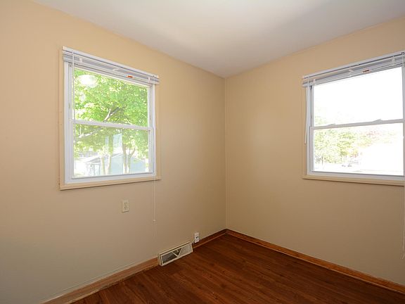 5th image of 7602 W Melvina St #4