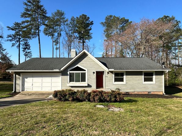 636 N Fairview Dr