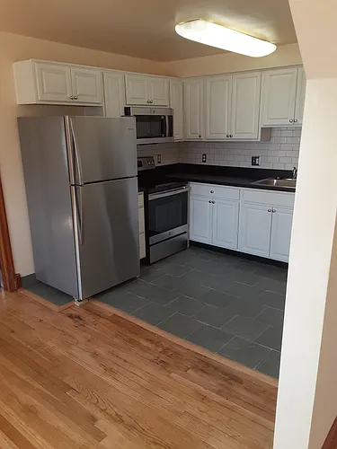 118 E Lee St Photo 1