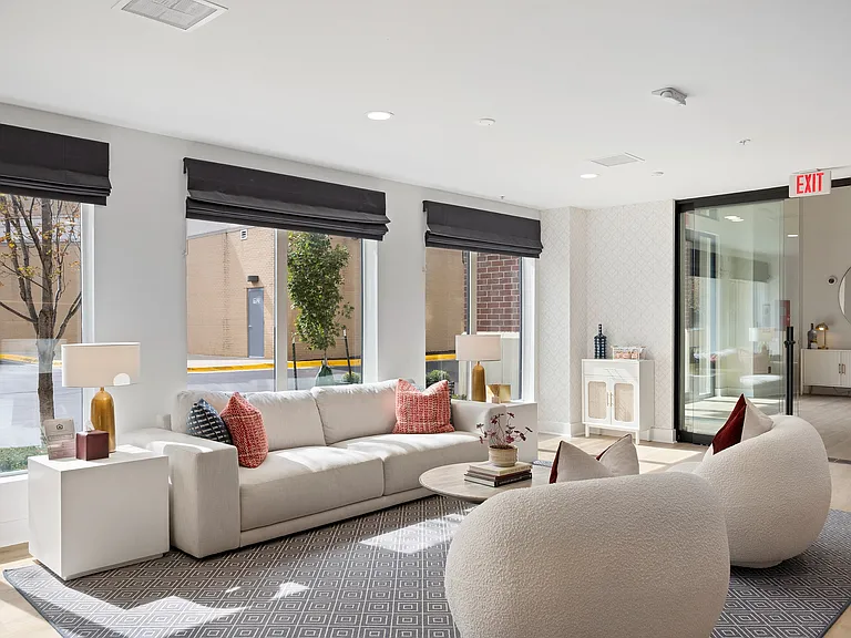 Residences at Park Place — Photo 41