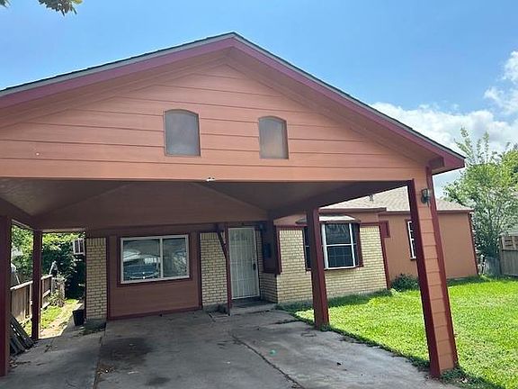 2nd image of 10113 Sierra Dr