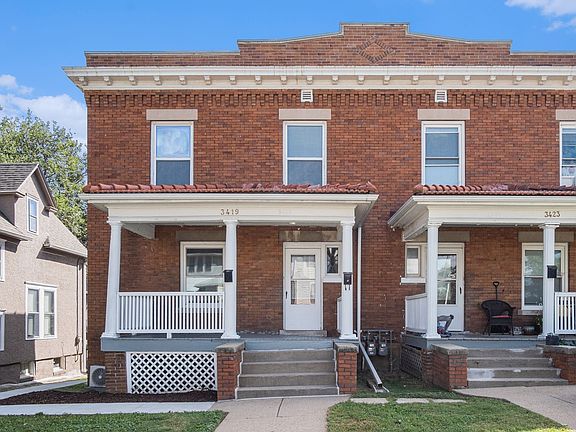 3rd image of 3419 Dewey Ave #3423