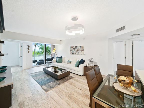 2nd image of 151 Michigan Ave APT 531