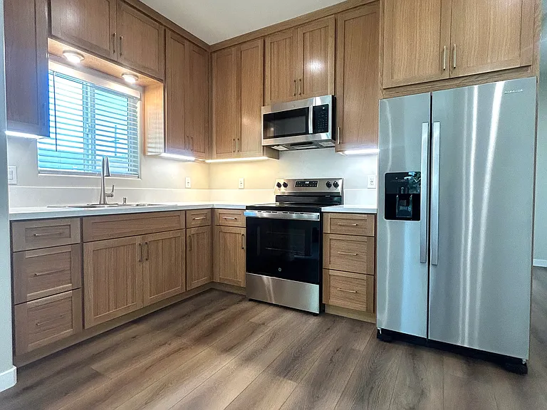 238 N Drexel Ave — Photo 7