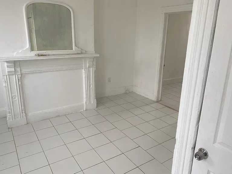 121 Highland Ave #1 — Photo 3