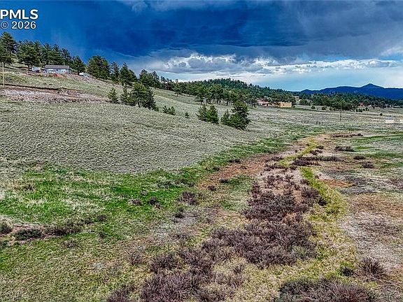 4th image of 315 Empire Rd