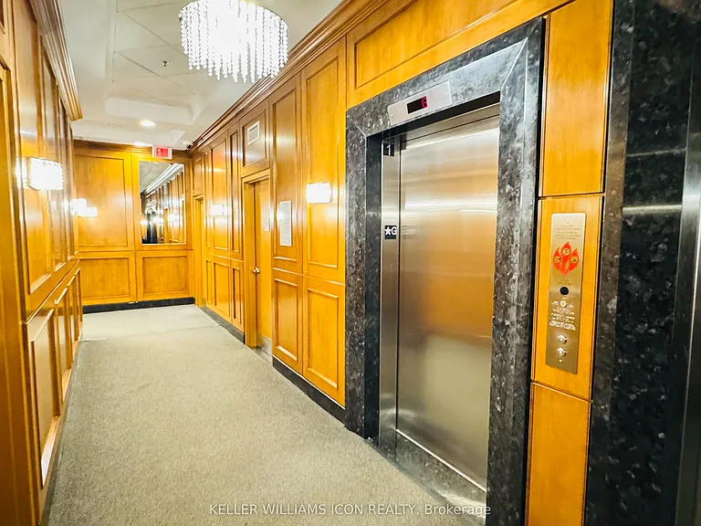 242 Rideau St #1106 — Photo 18