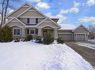420 Upland Ln N, Plymouth, MN 55447