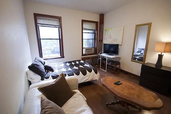 Rented by Oxford Property Group | media 5